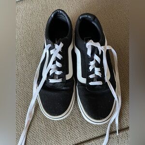 black size 8 vans women’s